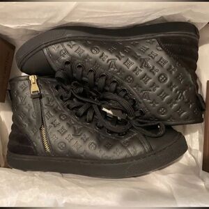 Rare Louis Vuitton Punchy Sneaker 5.5